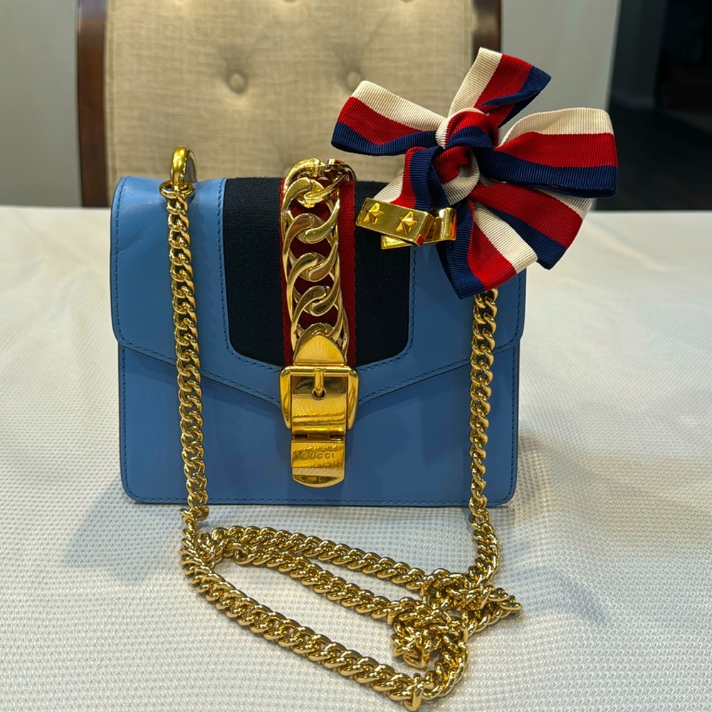 Authentic Gucci Sylvie small bag